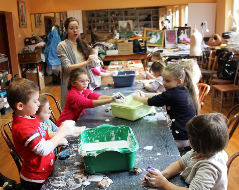 „Mydełko w filcu” – oferta warsztatów filii MOK