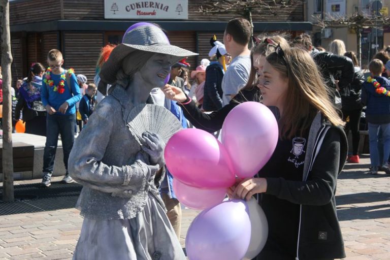 Happening z okazji Międzynarodowego Dnia Teatru