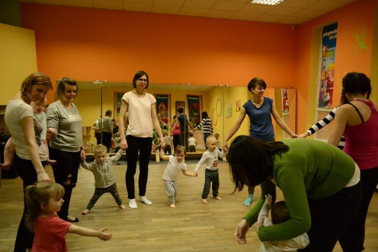 Cykliczne zajęcia metodą ruchu rozwijającego Weroniki Sherborne