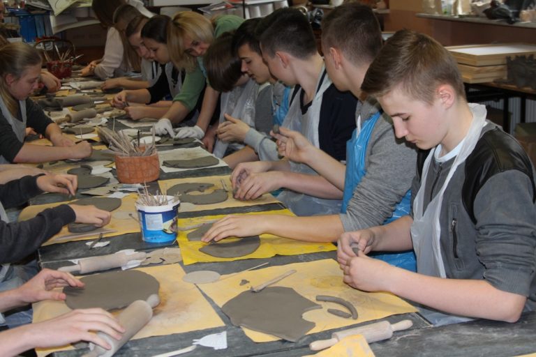 Warsztaty ceramiczne dla dzieci i młodzieży