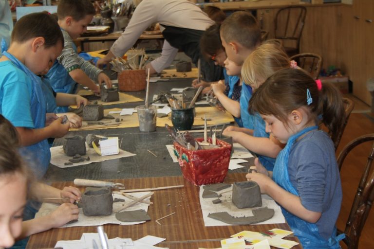 Ceramiczne szkatułki na Dzień Matki