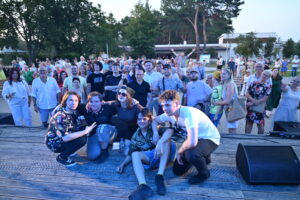 Zespół Norbelana z publicznością