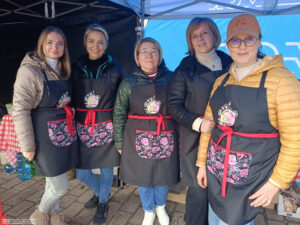 Panie z KGW "Dąbrowa"